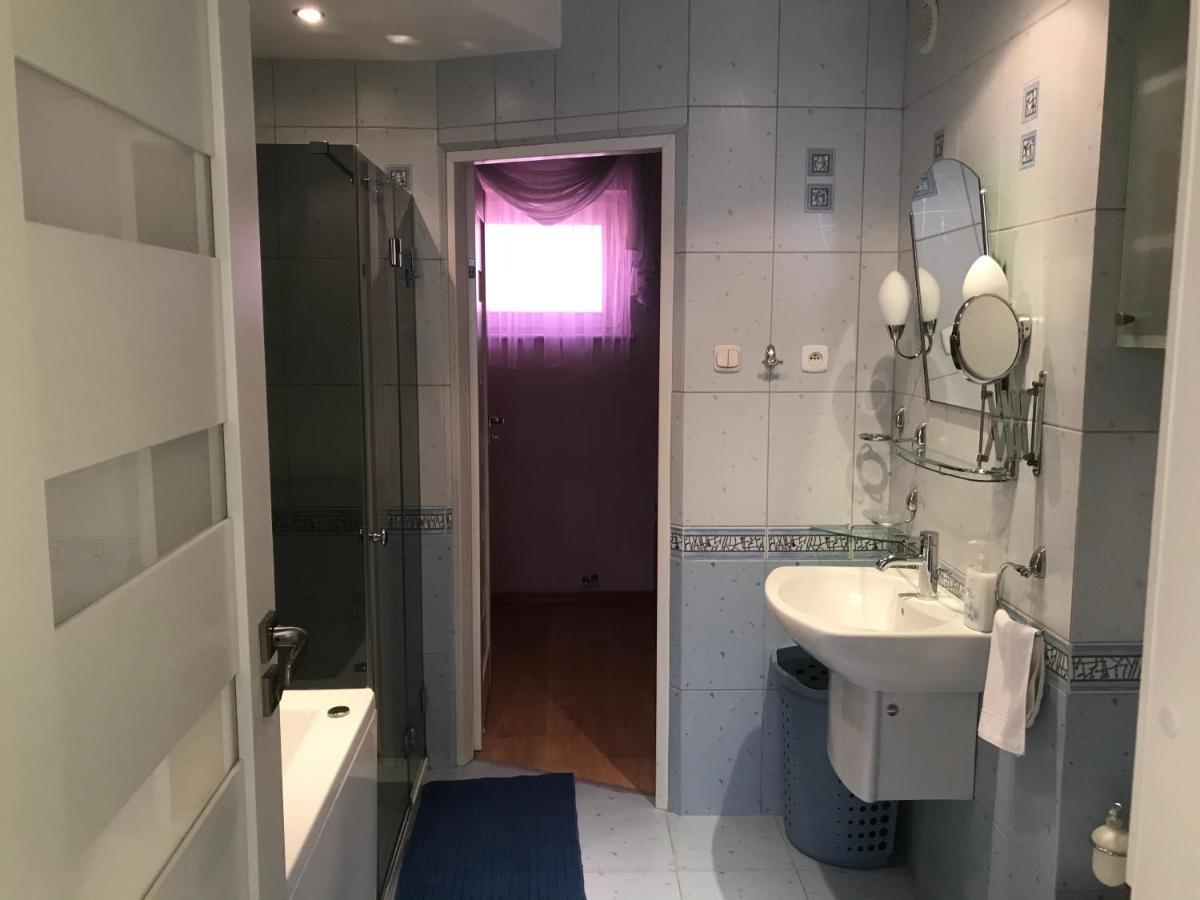 Apartament Plaza Z 2 Sypialniami I Salonem - 150 M Od Morza Apartman Kołobrzeg Kültér fotó